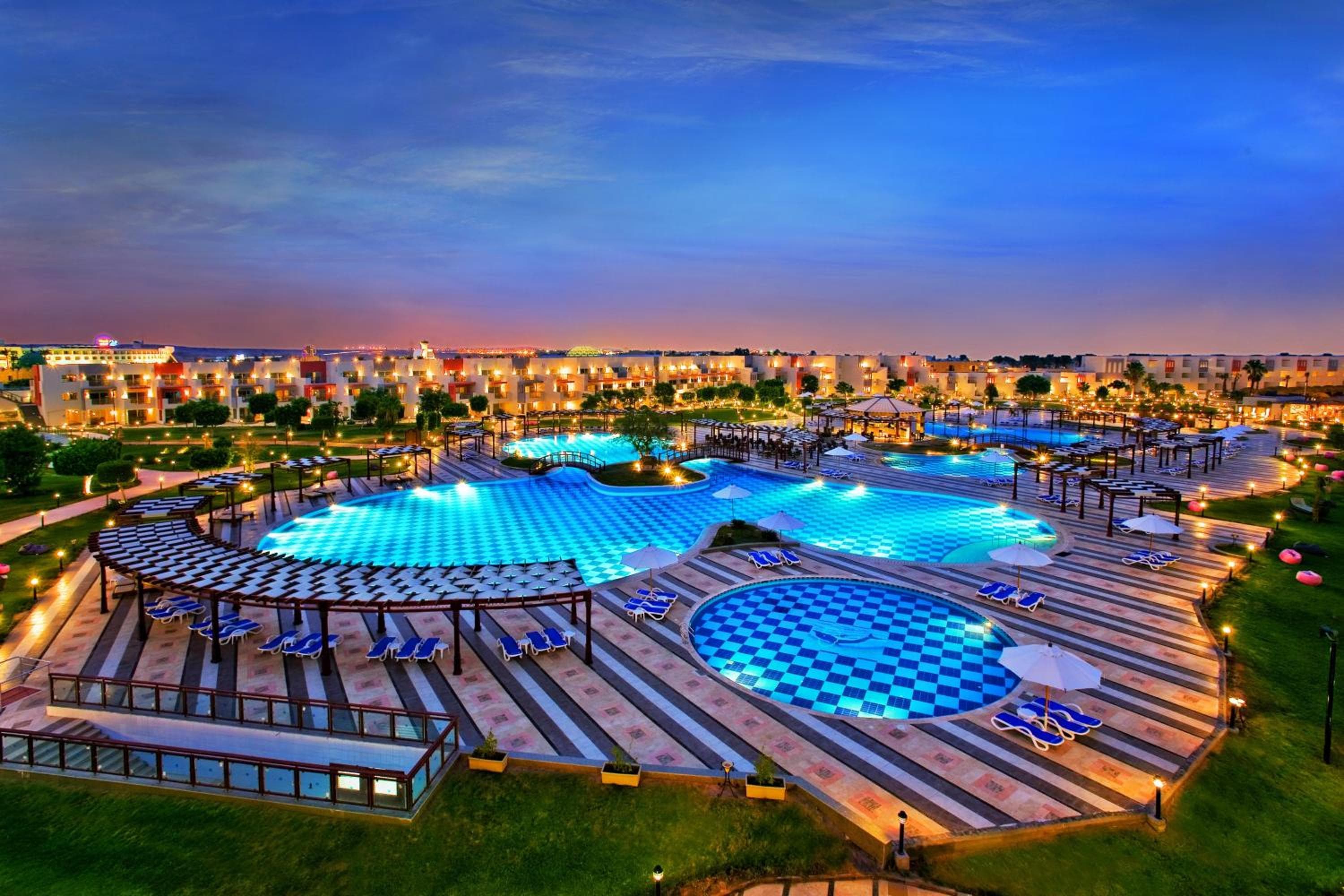 Sunrise Crystal Bay Resort -Grand Select — 1
