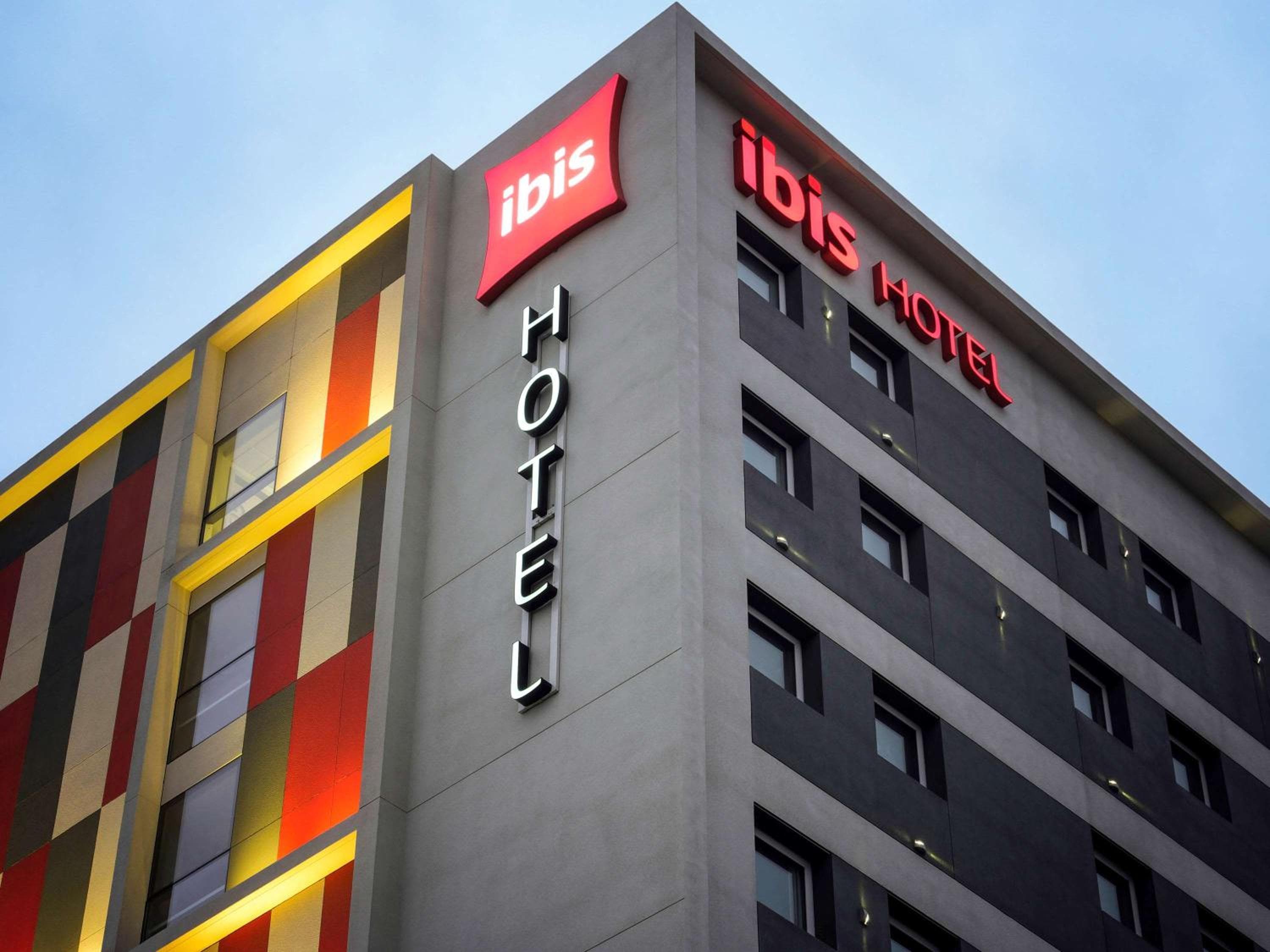 Ibis Trujillo — 1