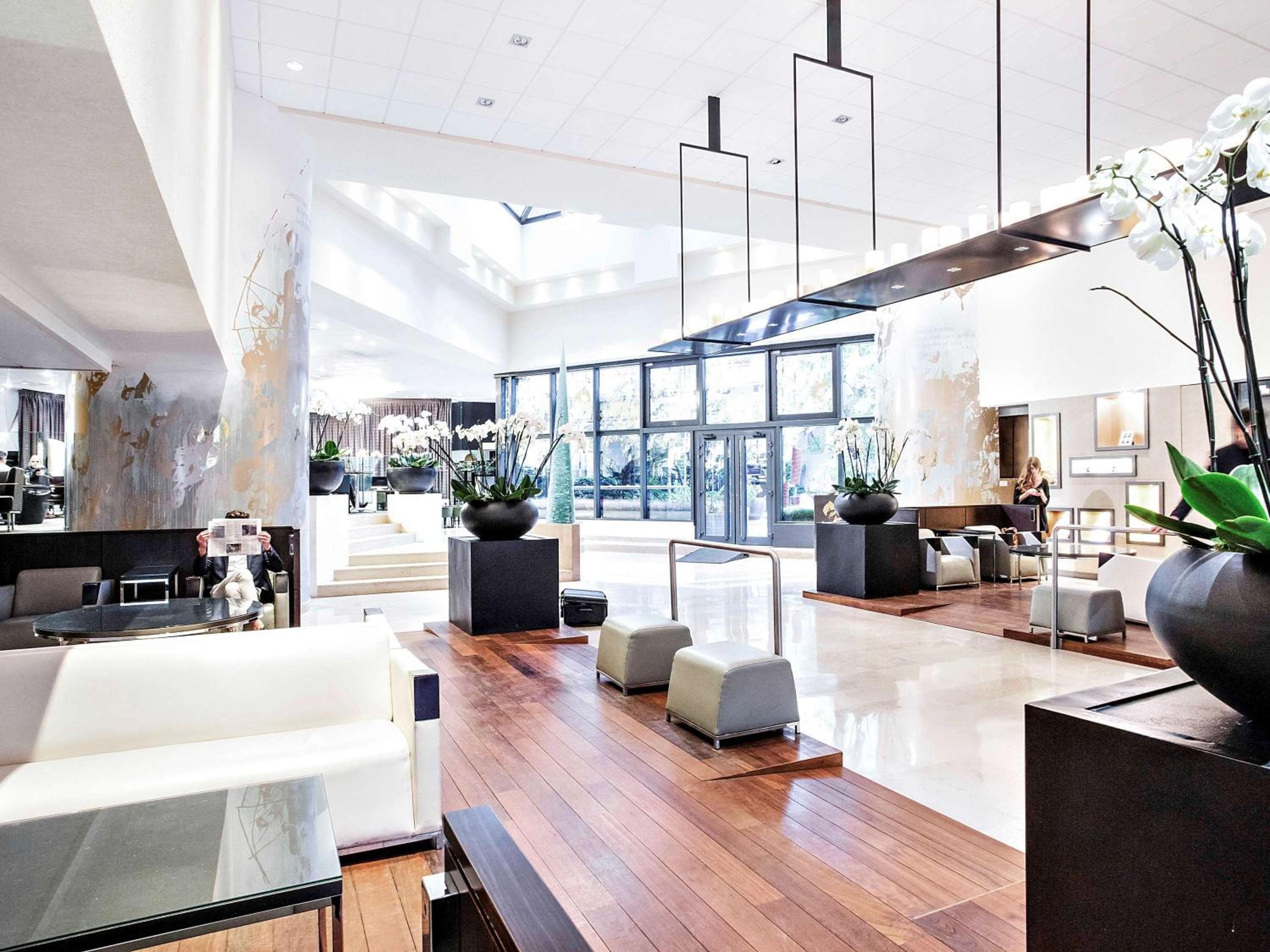 Novotel Paris Les Halles — 1
