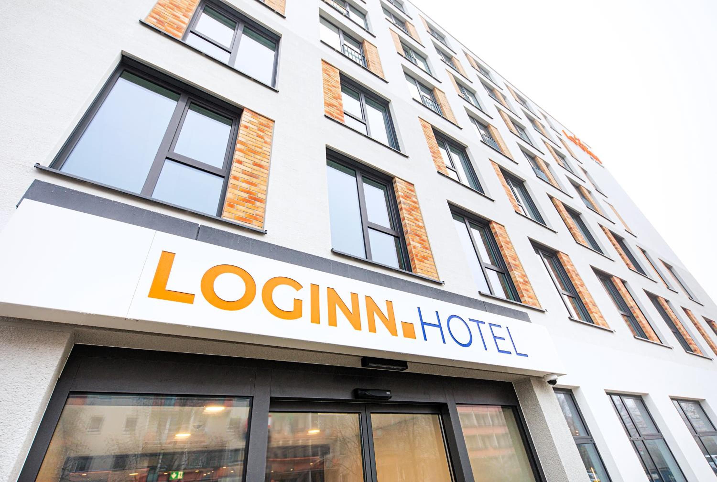 LOGINN Hotel Berlin Airport — 1