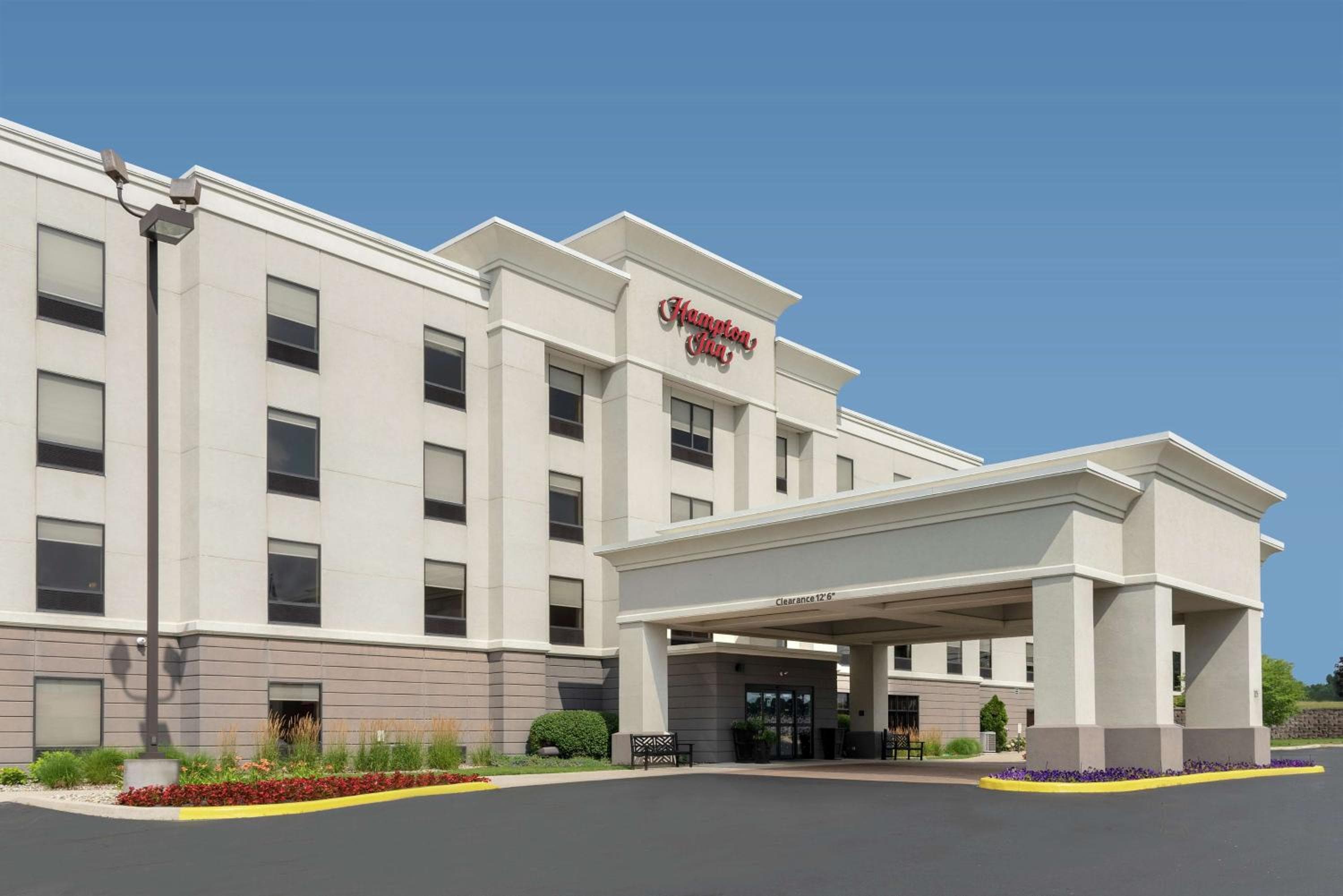 Hampton Inn Warsaw — 1