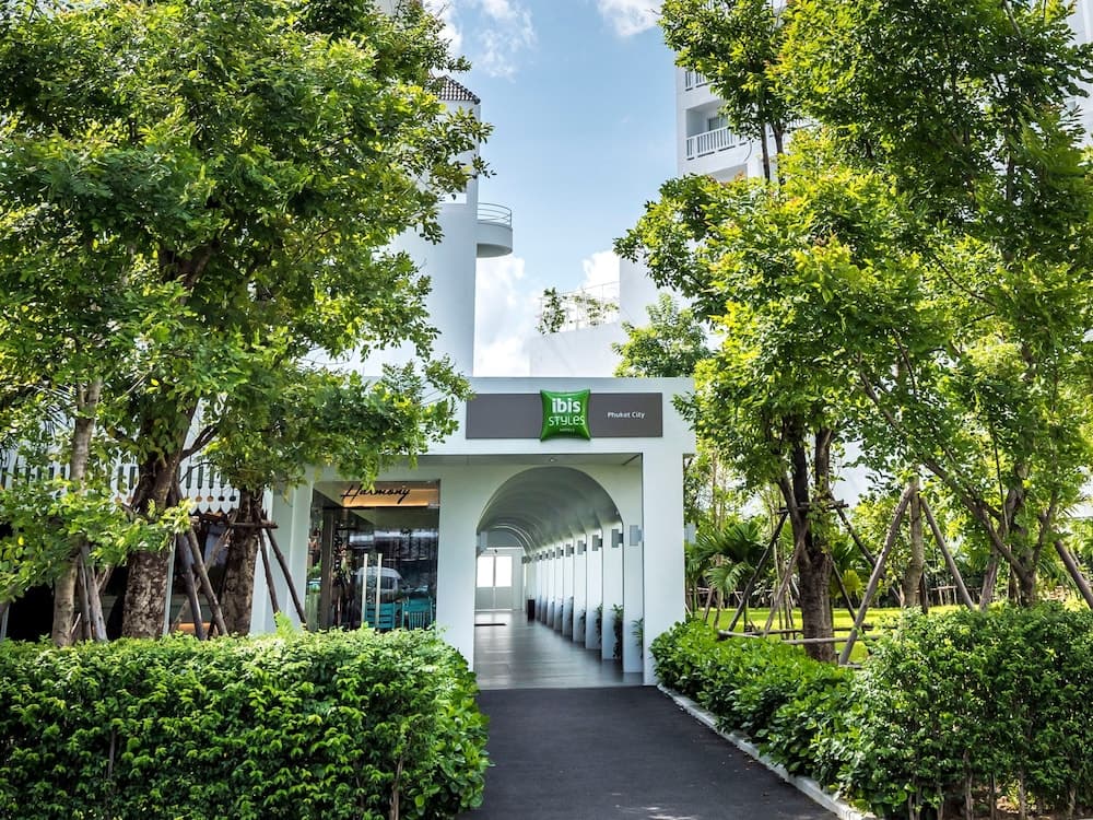 ibis Styles Phuket City Hotel — 1