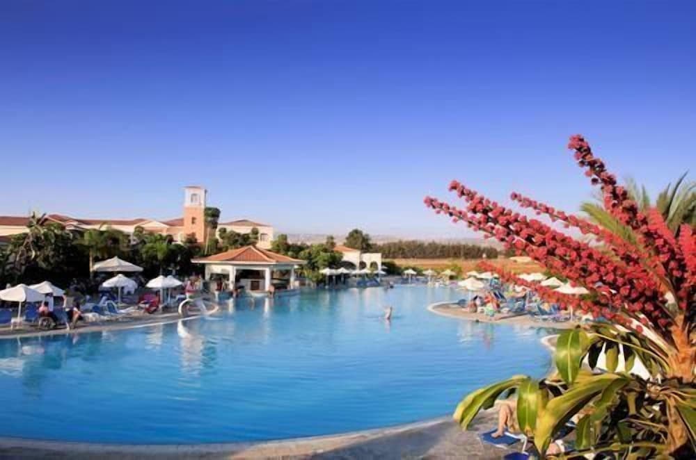 Pueblo de vacaciones Avanti — 1