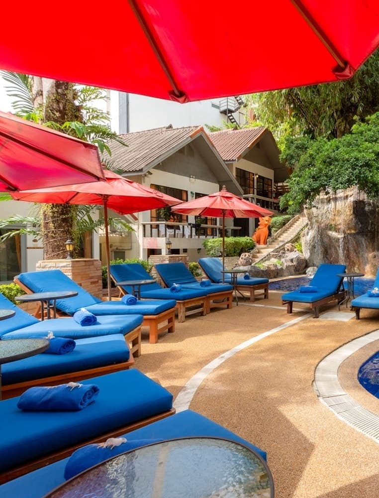 Resort Boutique Club Bamboo Patong Beach — 1