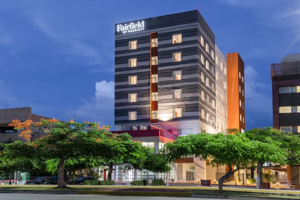 Fairfield Inn & Suites by Marriott Cancun Downtown — 1