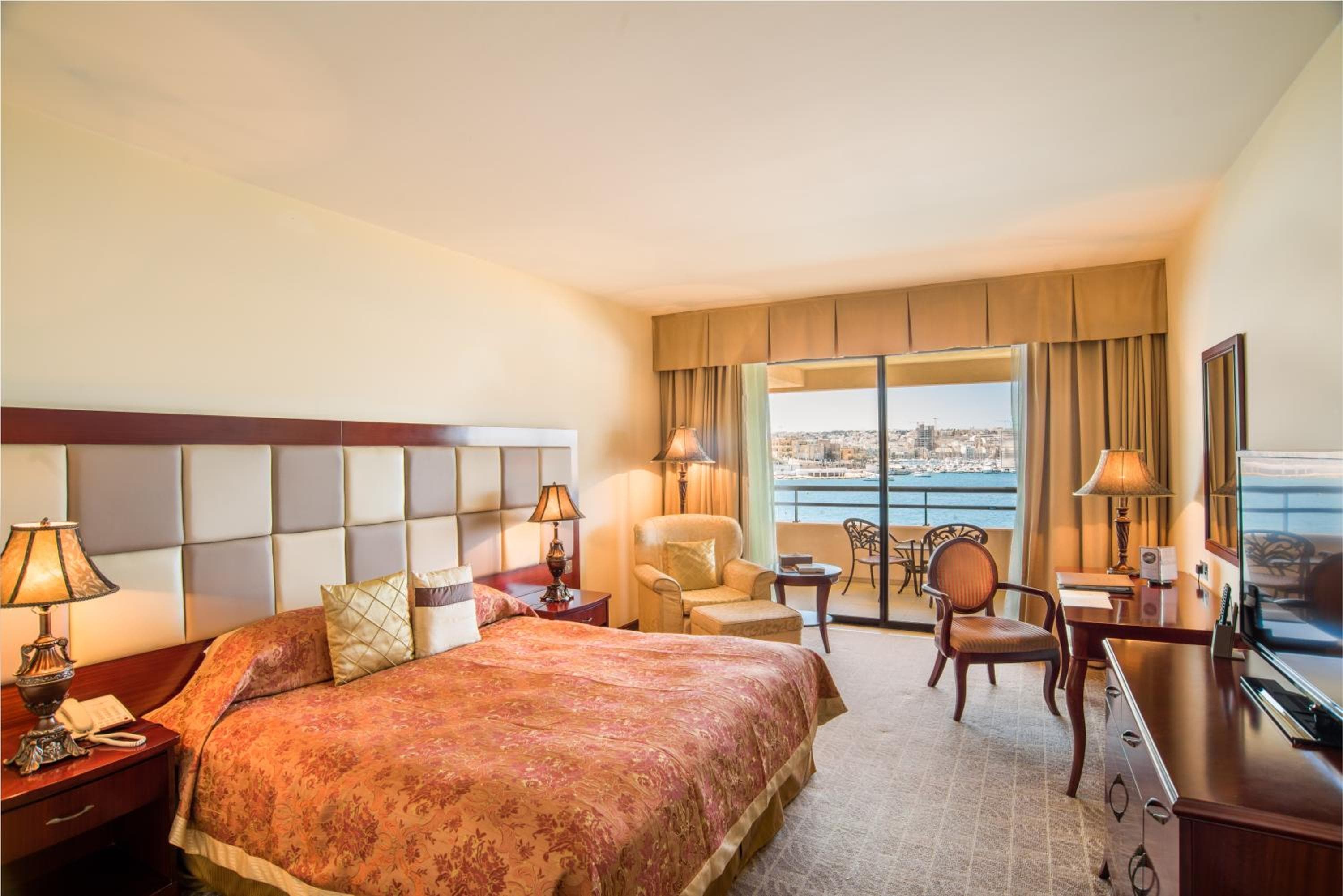 Deluxe Doppelzimmer mit vollem Meerblick