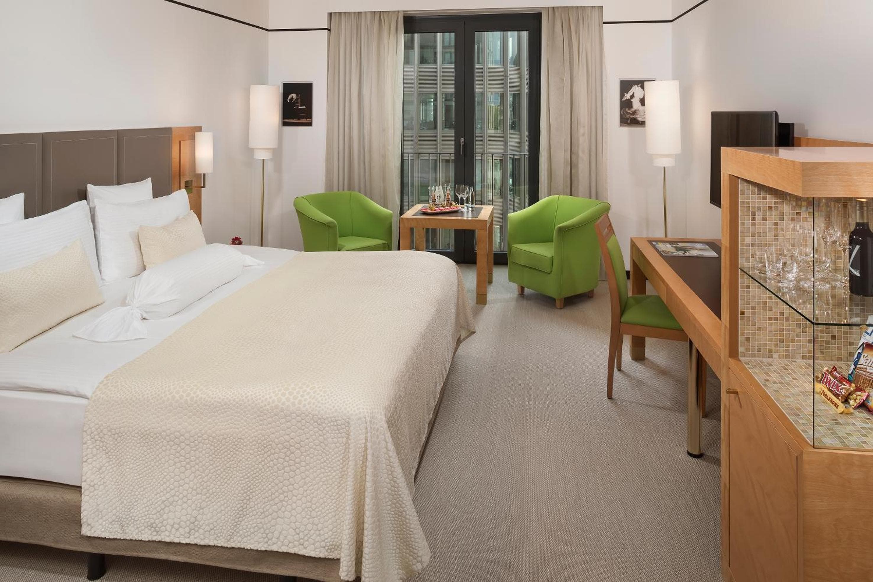 Deluxe Double Room with City View