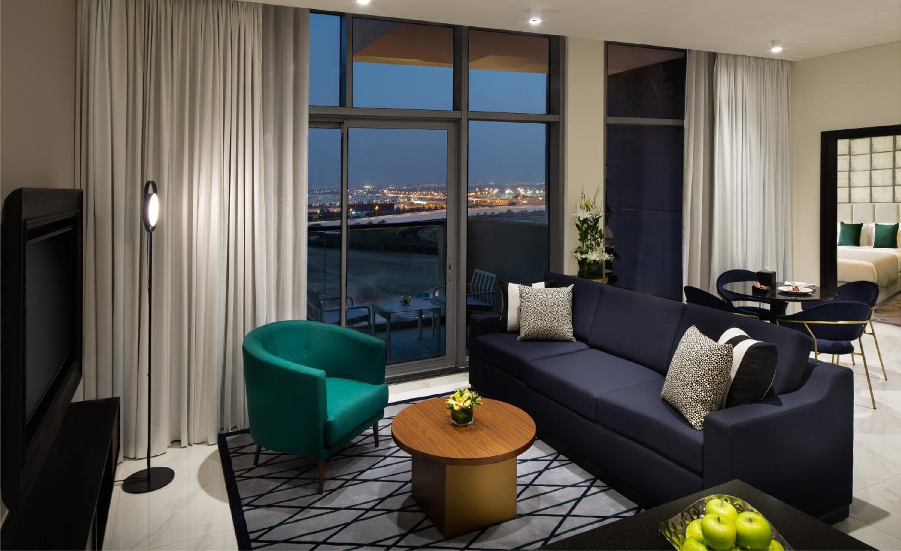 Premium One-Schlafzimmer Apartment mit Free Beach and Mall Shuttle