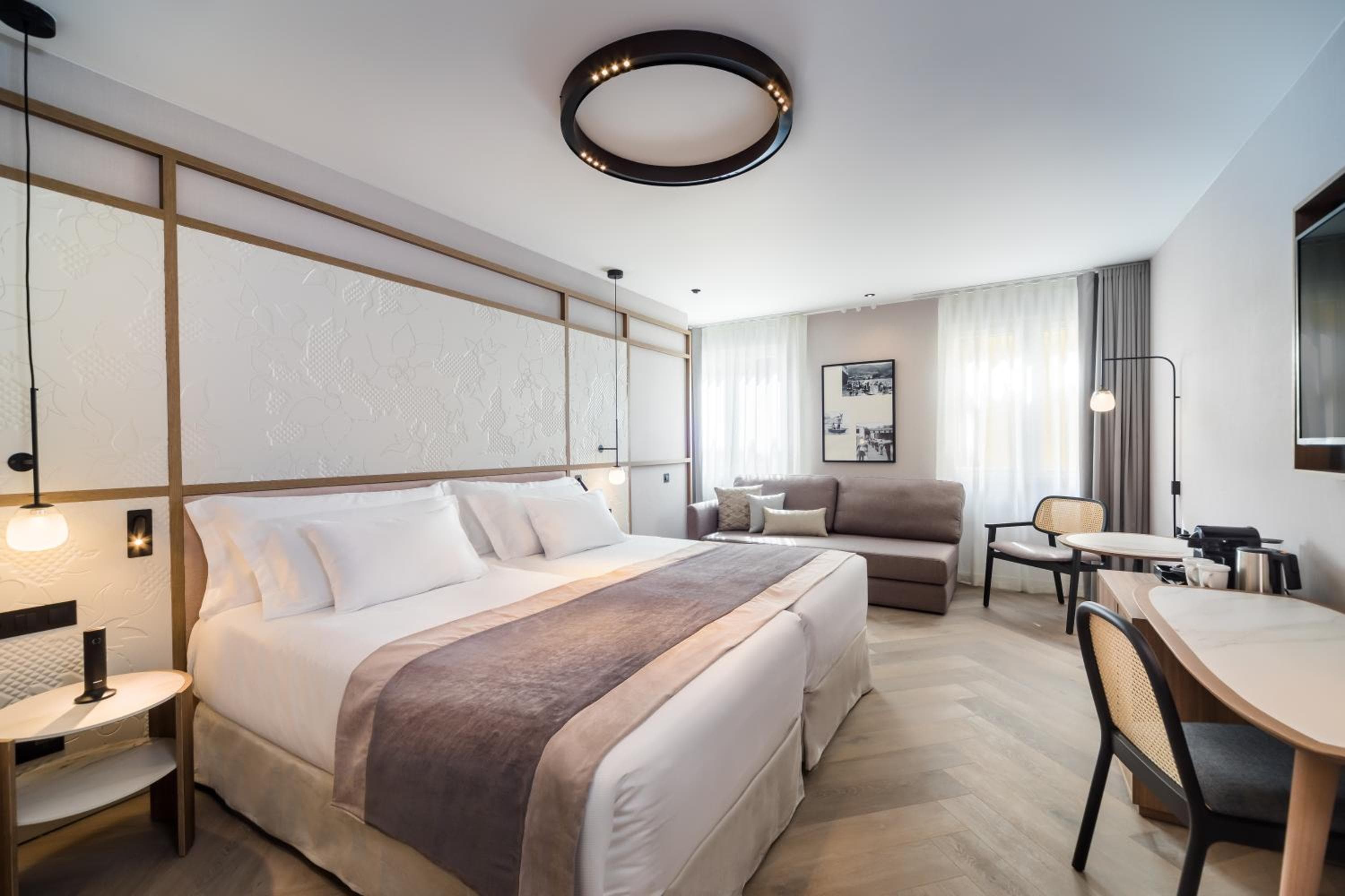 Suite Junior (2 Adultes + 1 Enfant)