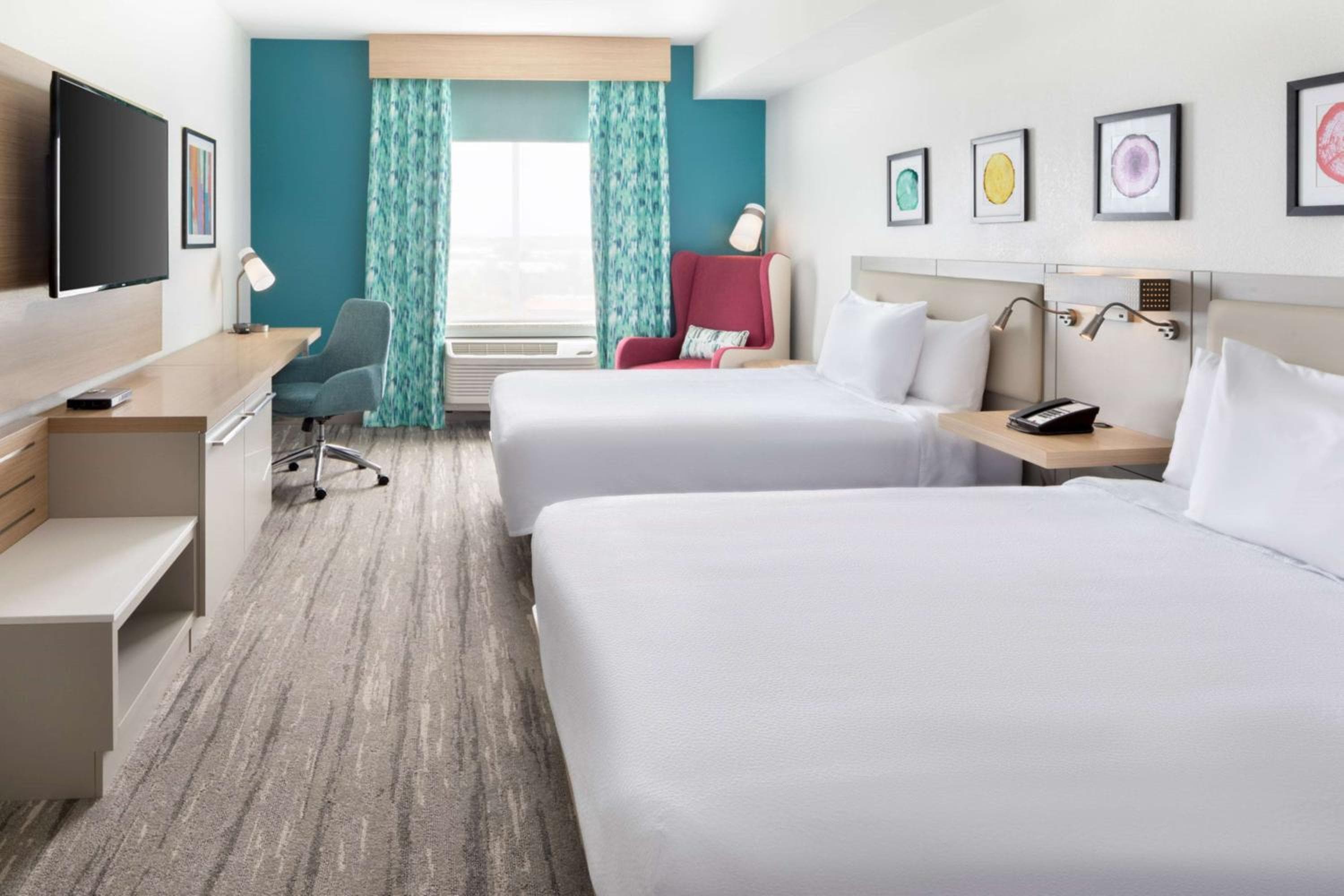 Chambre avec 2 Grands Lits Queen-Size