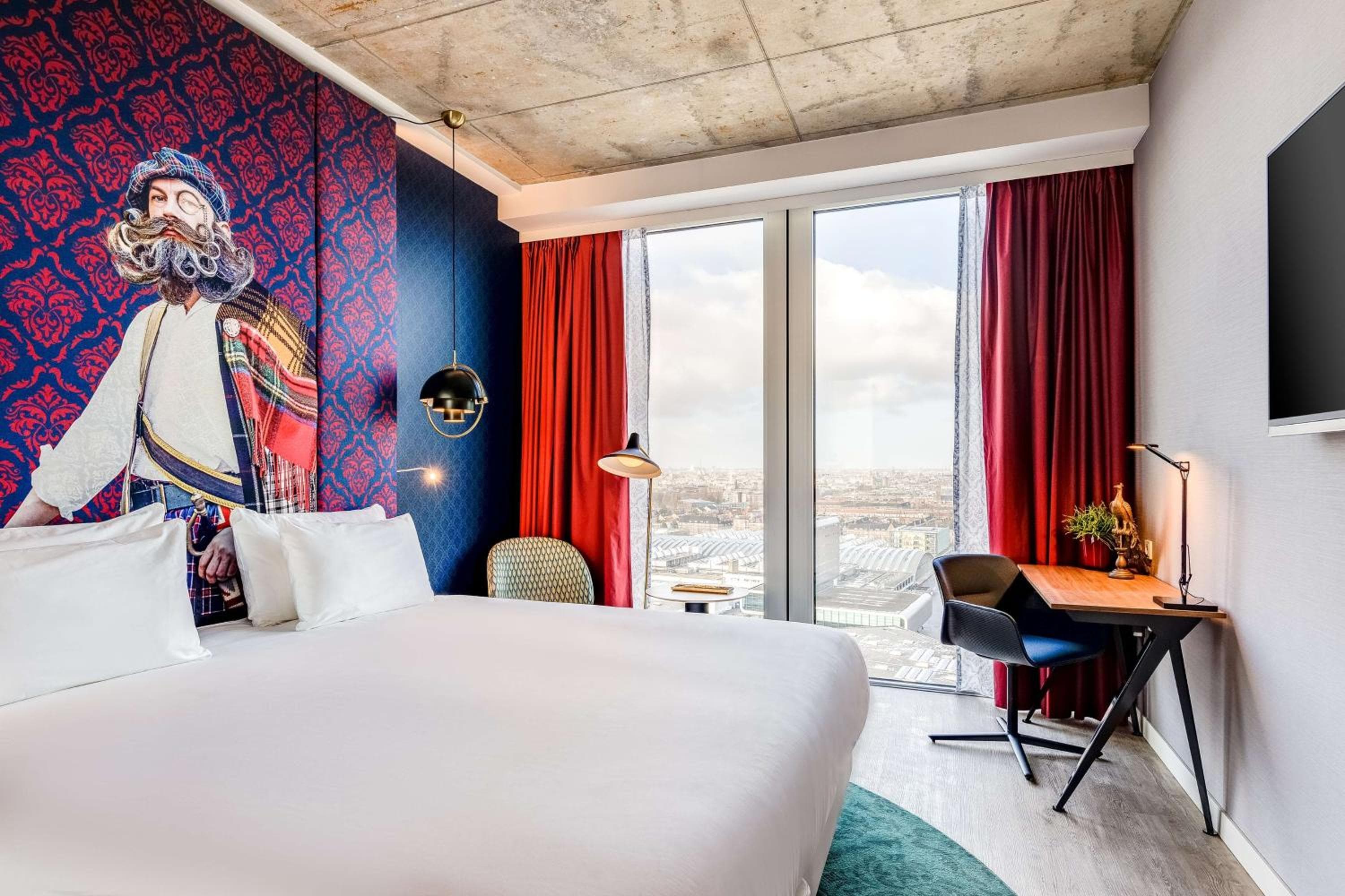 nhow View Room