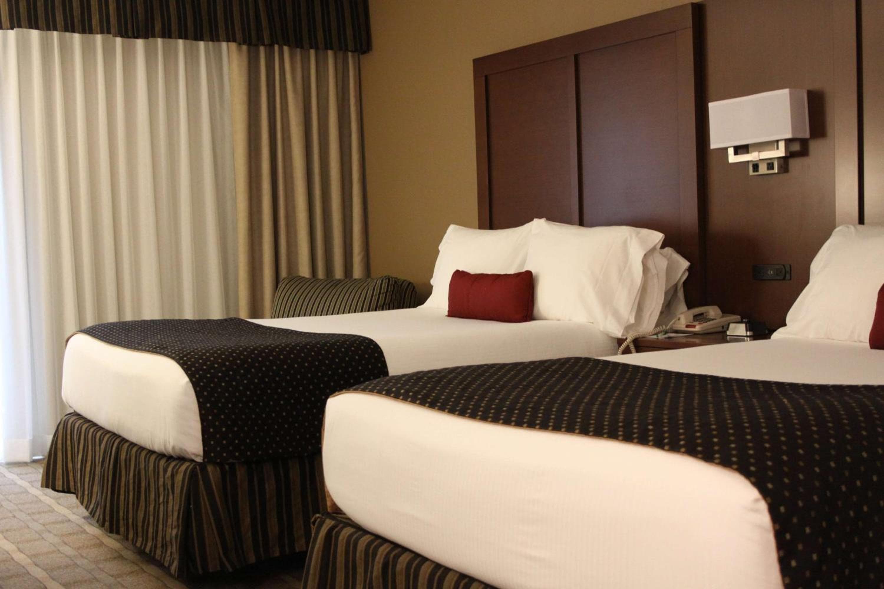 Two Double Beds - Non-Smoking