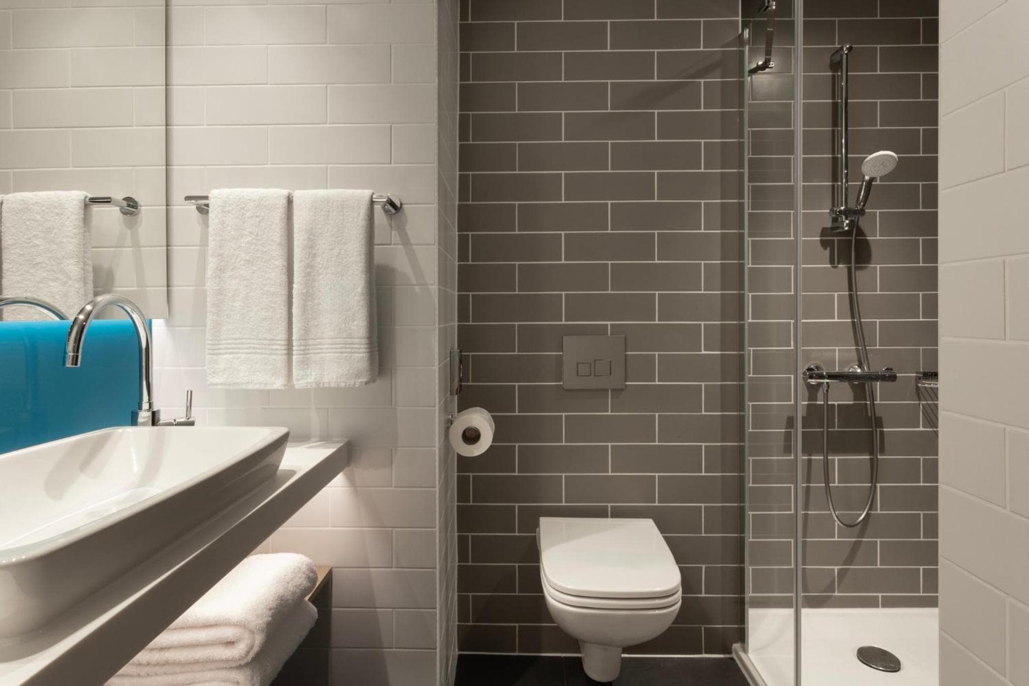 Standard Twin Room with Free Breakfast