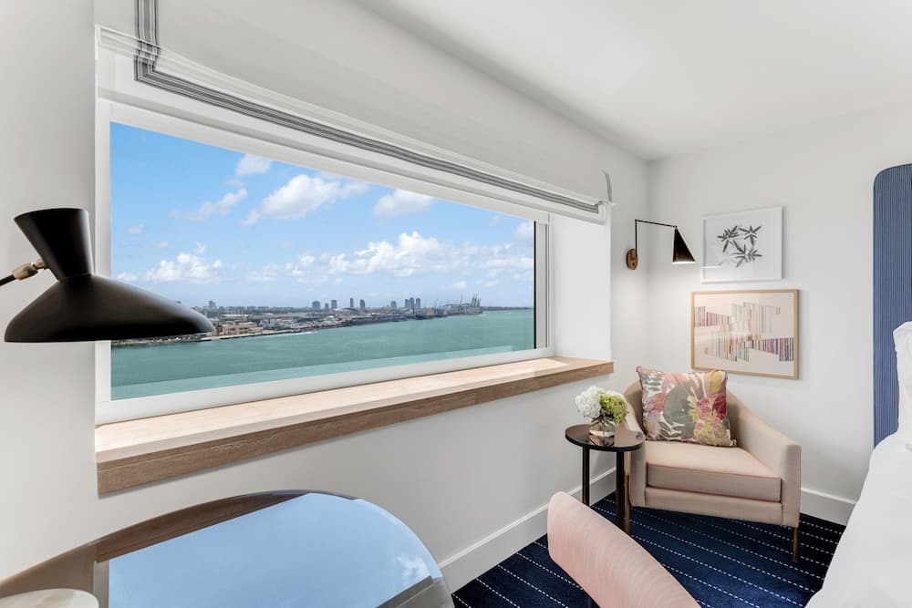 Classic Room, 2 Queen Beds, Bay View