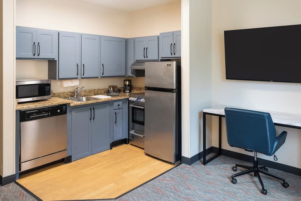 Studio, 1 Letto King, Mobility Accessible (Communications, Roll-In Shower)