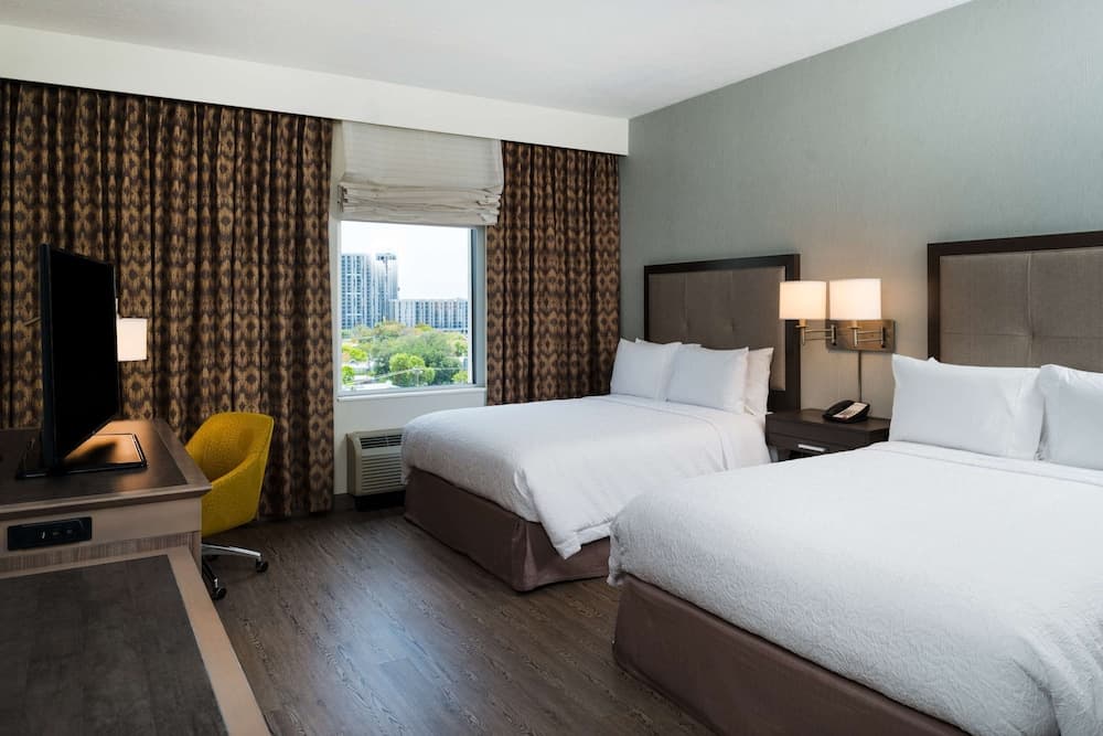 Room, 2 Queen Beds, Non-Smoking, Refrigerator