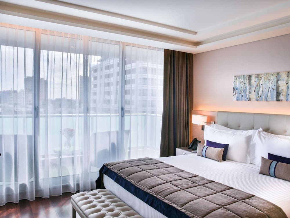 Habitación Ejecutiva, 1 Cama King con Sofá cama, Balcón
