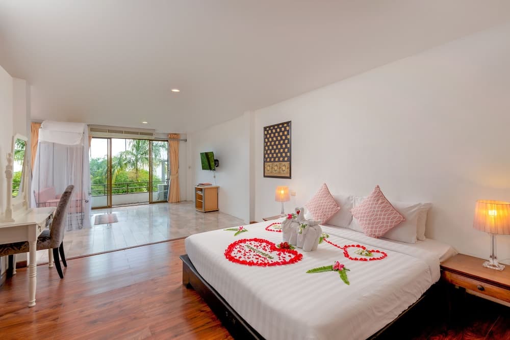 Penthouse Suite with City View