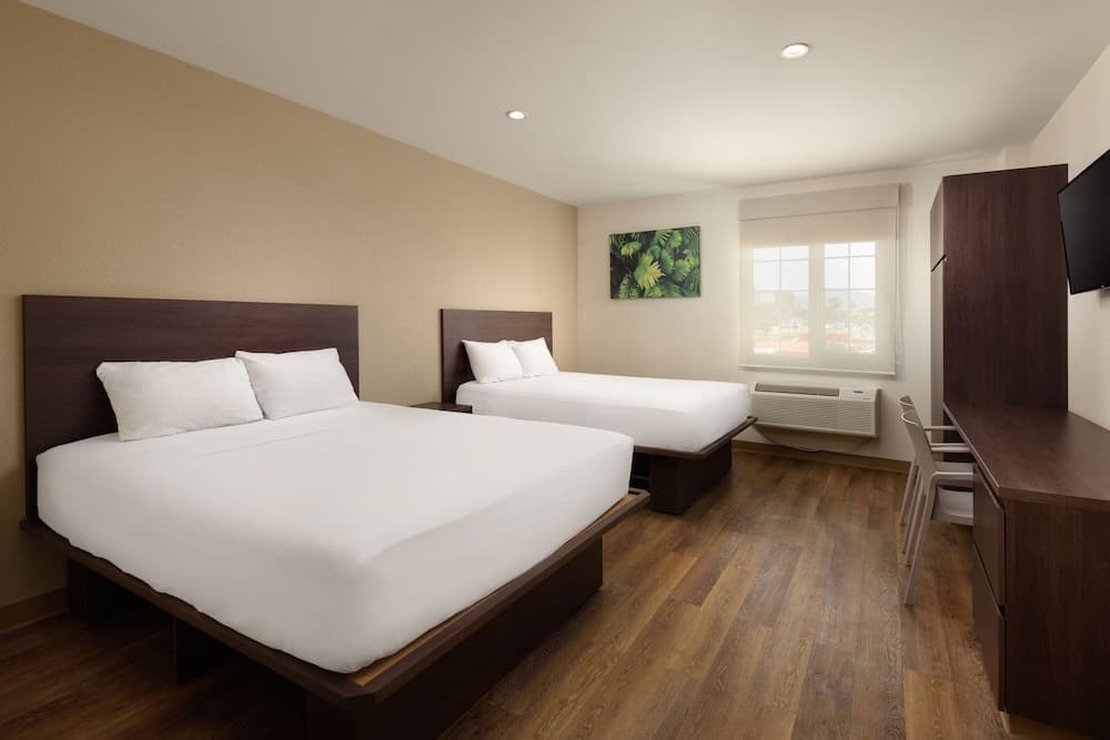 Suite, 2 Queen Beds